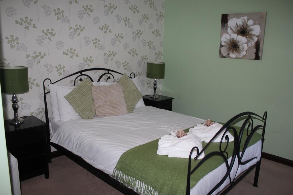 The Swan At Stoford Hotel Stapleford  Exterior photo