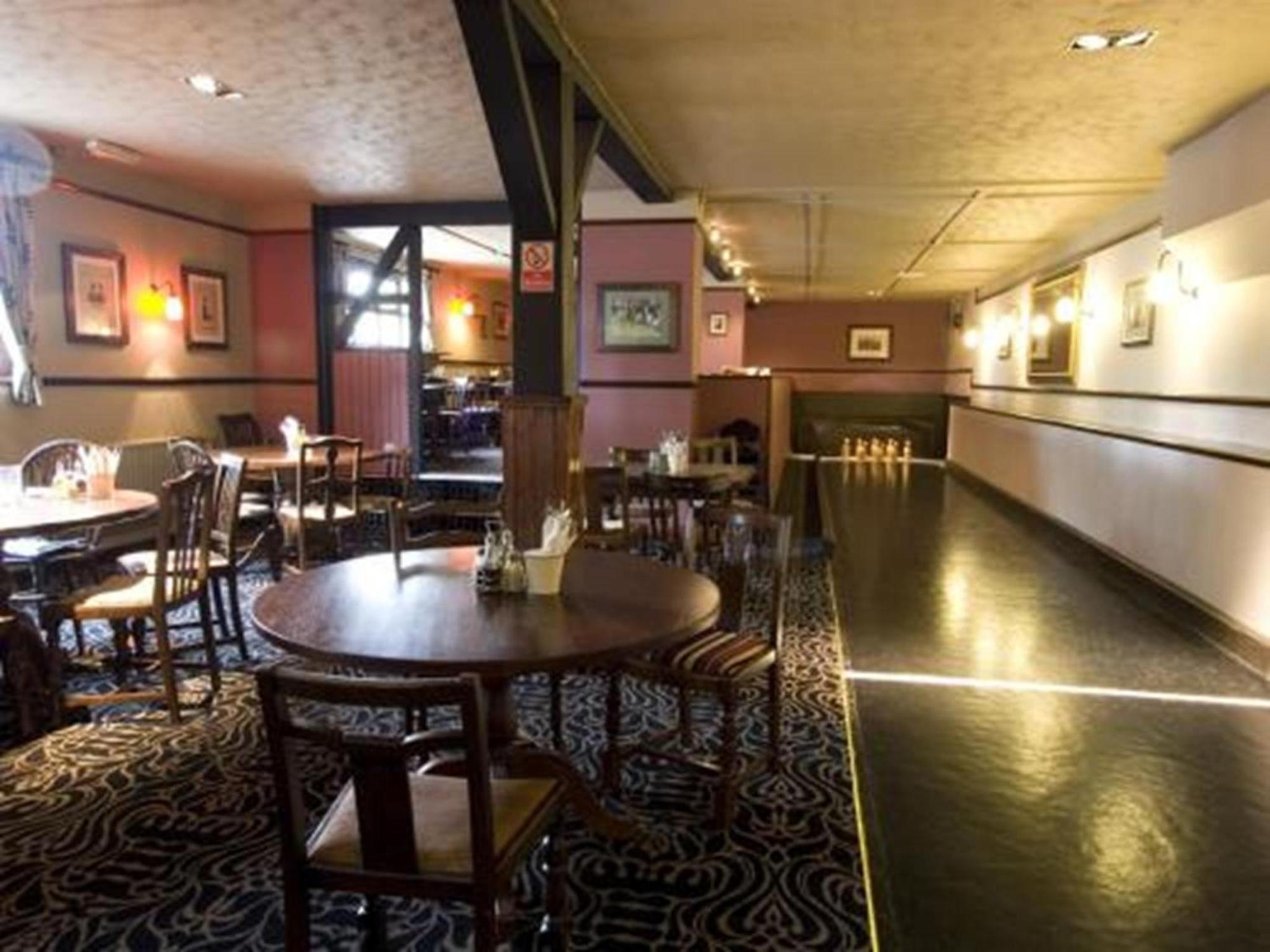 The Swan At Stoford Hotel Stapleford  Exterior photo